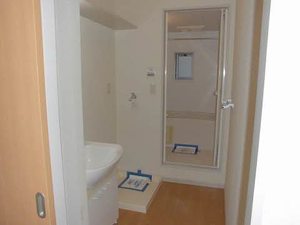 メゾンセルリアＣ 102号-13