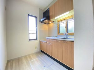 ライフ本町A 102号-4