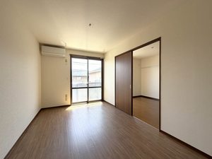 テイスティ壱番館 202号-2