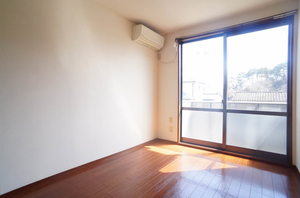 ファミーユ境山Ⅰ 102号-2