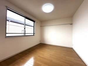 フラッツアーク 201号-2