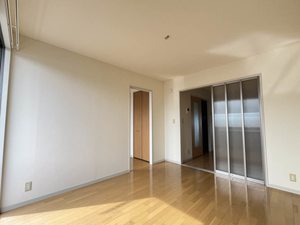 シュッテン・アンスバッハＣ 202号-3