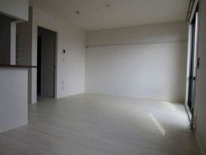 プレジール参番館 103号-3