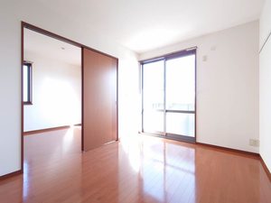 ハウス・パディＦ 202号-4