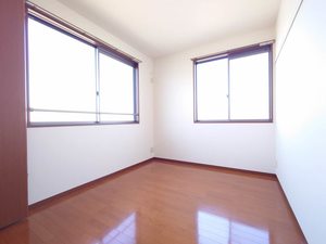 ハウス・パディＦ 202号-6