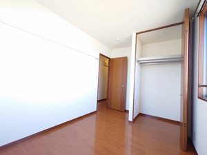 ハウス・パディＦ 202号-7