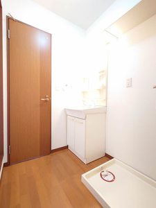 ハウス・パディＦ 202号-9