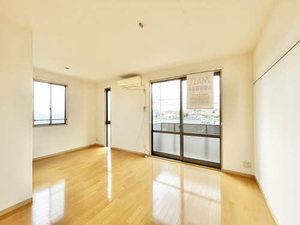 ヴィラクレストＦ 201号-2