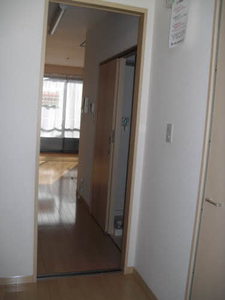 シャーメゾン上野 202号-2