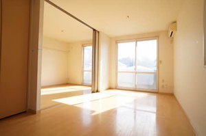 シャーメゾン泉沢 101号-2