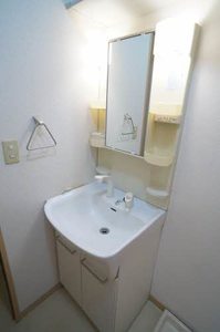 シャーメゾン泉沢 101号-4