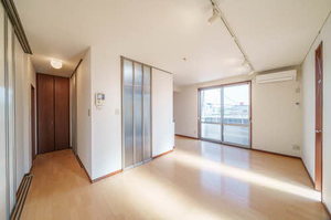 シャーメゾン・ヤマト 201号-2