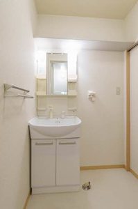ボヌールパルク華園 202号-8