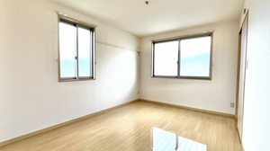 サンライフ・クリオネ 201号-8