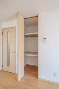 シャーメゾンさくらＢ 102号-3