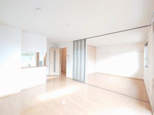 シャーメゾンさくらＢ 202号-2