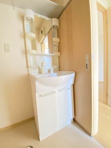 メゾン・ラークＢ 202号-8