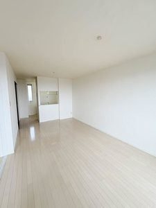シャーメゾンカルテット 203号-3