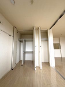 シャーメゾンカルテット 203号-6