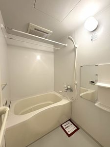 シャーメゾンカルテット 203号-7
