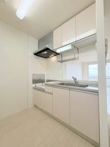 シャーメゾンカルテット 203号-8