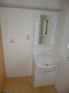 ブランシェ・上杉 201号-8