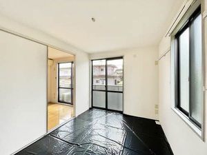 カーサ東勝山 103号-4