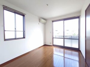 サニーハイツ西原 205号-2