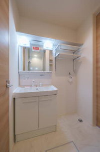 ルクエンス春日 102号-7