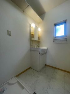 シャーメゾン・スクエアＣ 102号-8