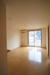 シャーメゾン・スクエアＣ 103号-2