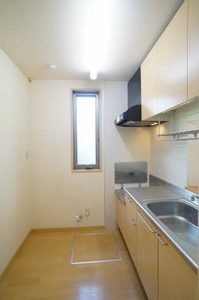 シャーメゾン・スクエアＣ 103号-3