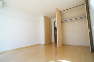 元町参番館 102号-5