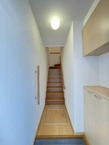 ピュアタウンＦ 202号-8