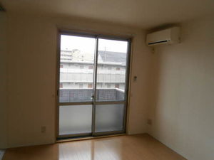 シャーメゾン・輝 201号-12