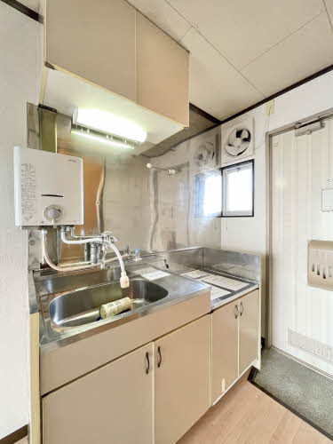 三つ石ハイツ 202号-5