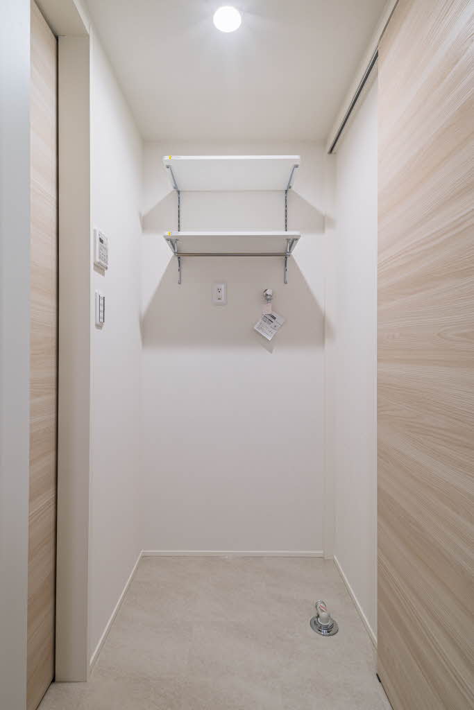 フロンティア二番館 201号-12