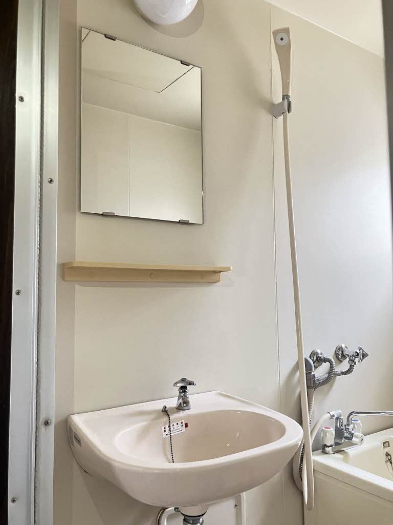 ロイヤルハイツ 101号-7