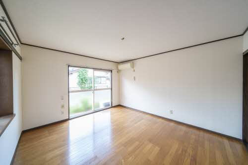 ＣＯＺＹ　ＡＬＬＥＹ　Ａ 107号-2