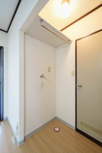 ＣＯＺＹ　ＡＬＬＥＹ　Ａ 107号-9