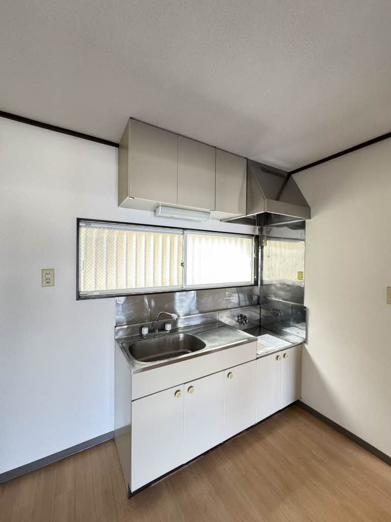 イーストパーク３００ 102号-3