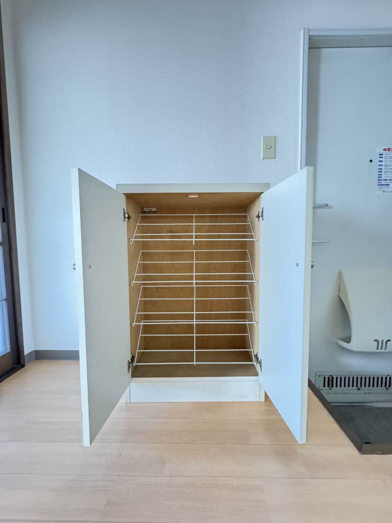 イーストパーク３００ 102号-9