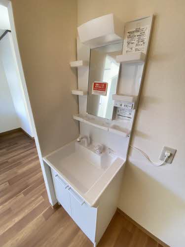 α－サンライズ 203号-8