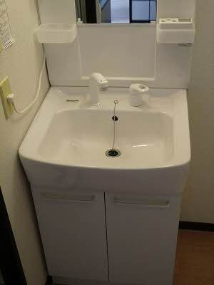 コートビレッジ泉 102号-4