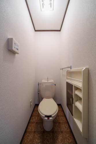 ルネサンスコート 103号-8