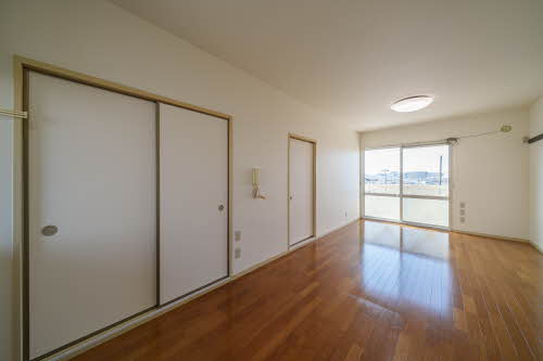 グリーンヒルズ鶴ヶ丘Ａ 202号-2