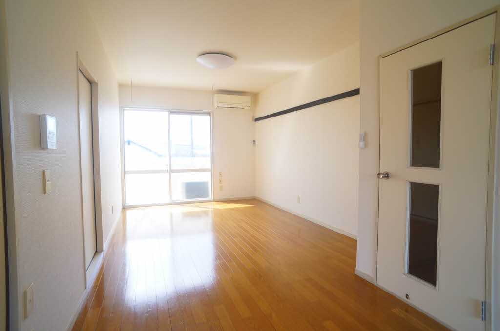 グリーンヒルズ鶴ヶ丘B 202号-2