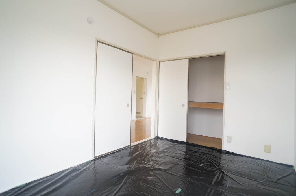 グリーンヒルズ鶴ヶ丘B 202号-3