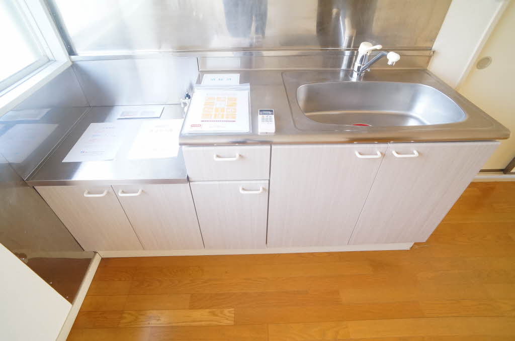 グリーンヒルズ鶴ヶ丘B 202号-6