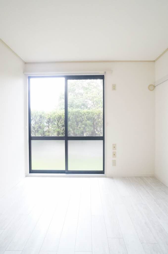 シャトー川平 102号-8